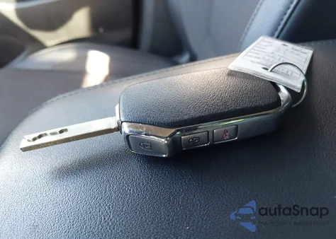 2021 Kia Seltos S z USA, uszkodzony, nr VIN KNDEU2AAXM7107941